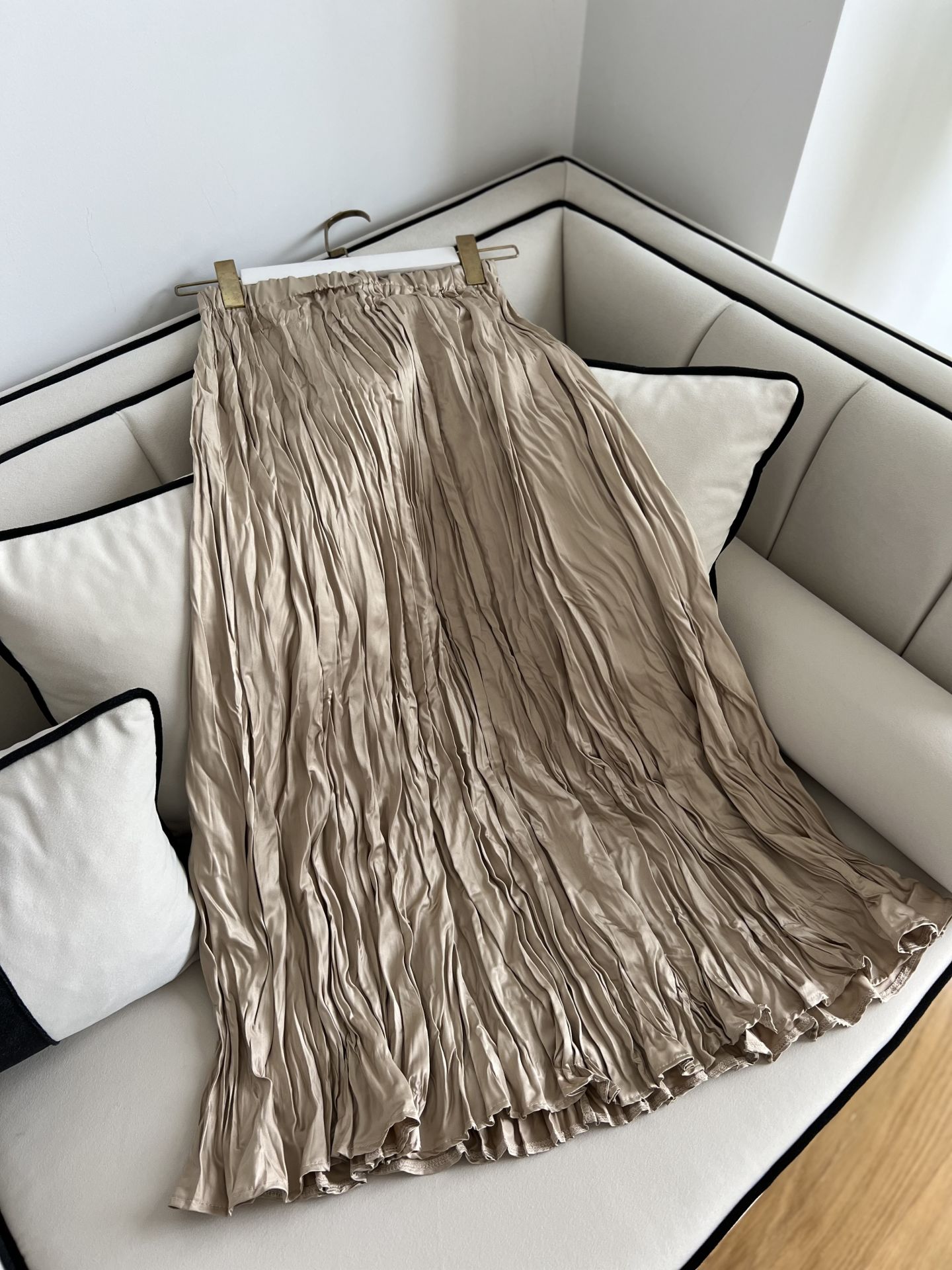 Kırışık etek camel
