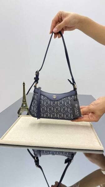 Monogram Baget çanta