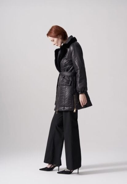 Şişme yaka kürklü mont