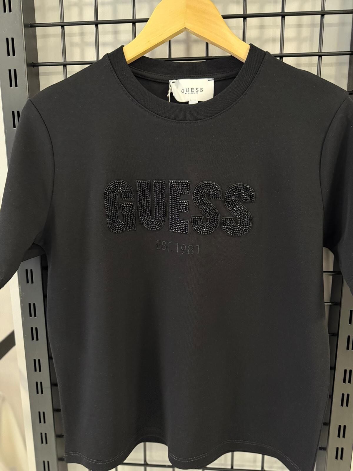 Gues Tshirt