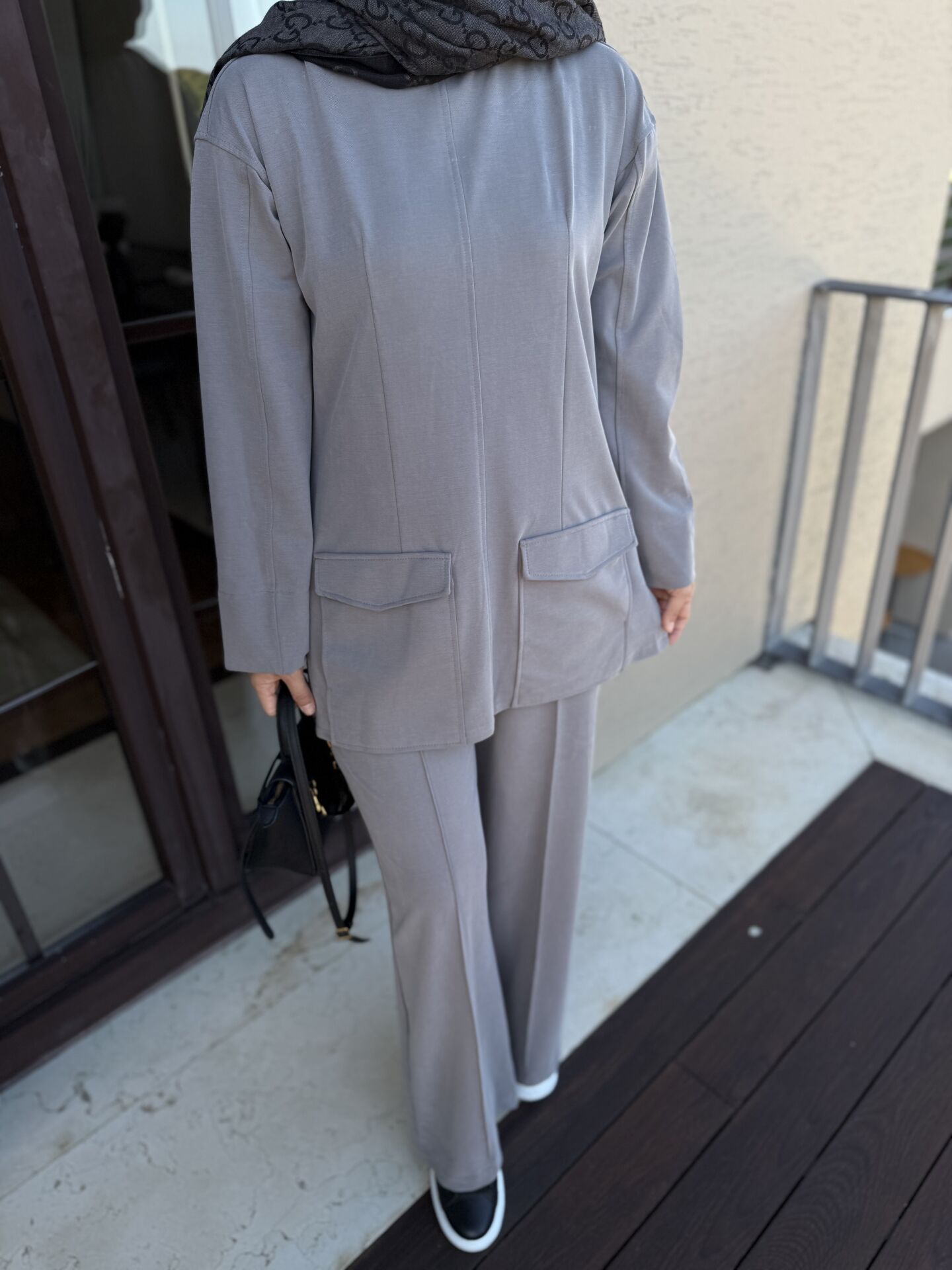 Önü cep DETAYLI Takım Gri