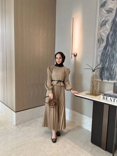 VENNA ELBİSE CAMEL