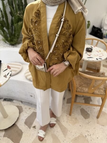 Gül Detaylı Kimono Yağ Yeşili
