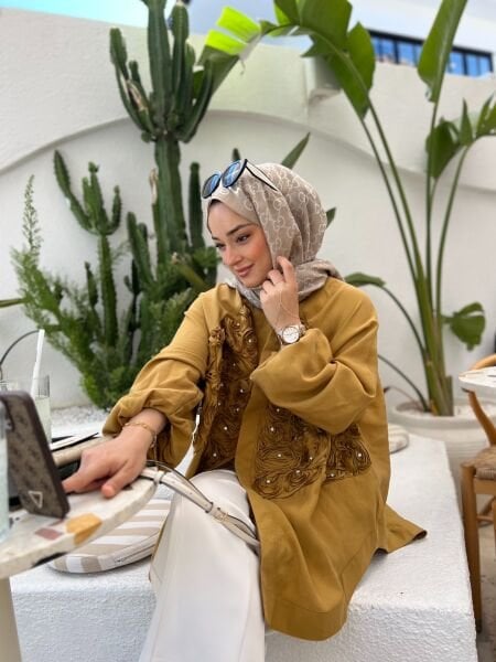 Gül Detaylı Kimono Yağ Yeşili