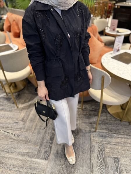 Pul detaylı kap siyah