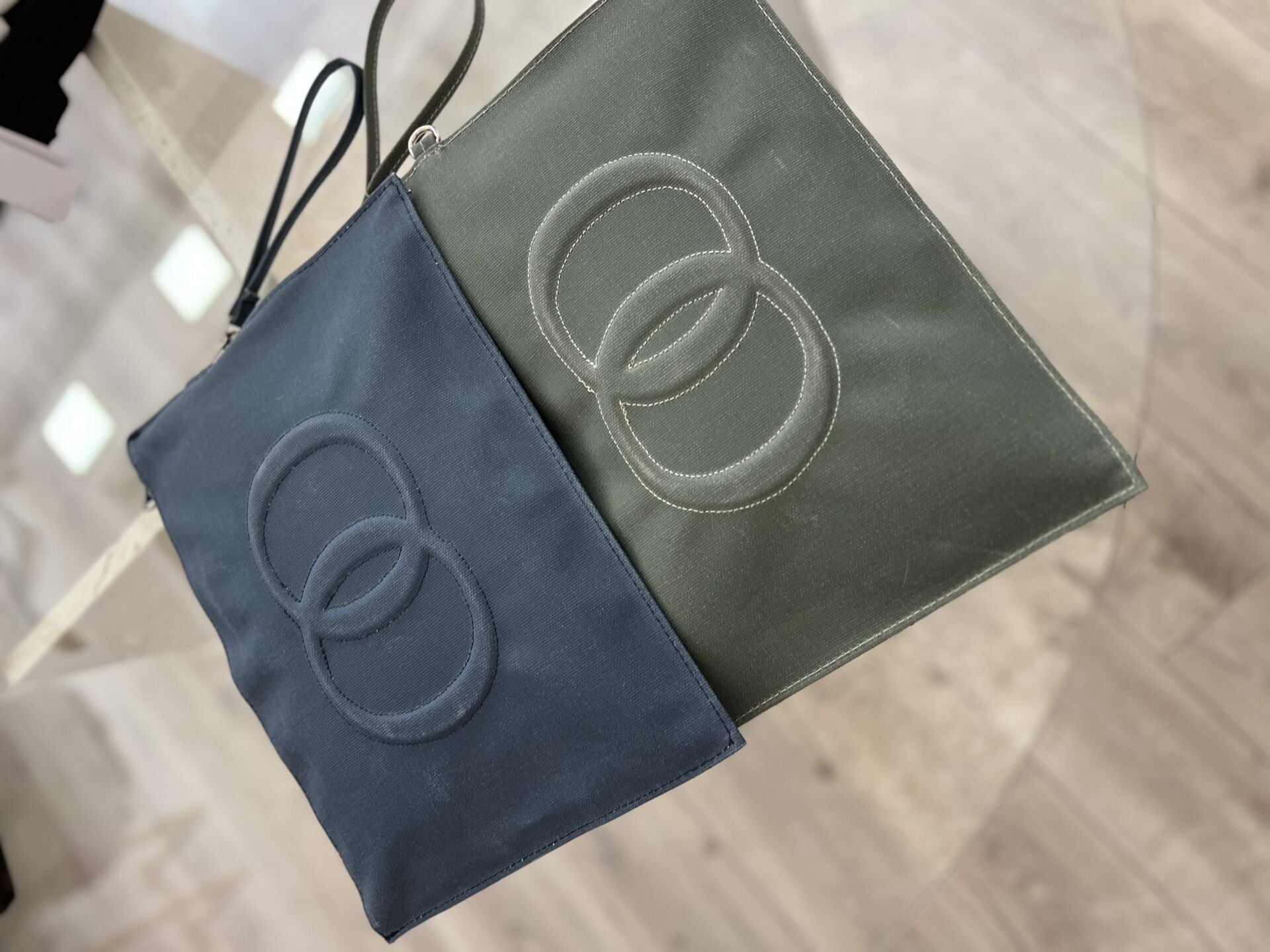 Clutch / Yeni