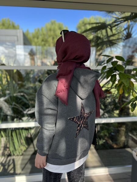 Yıldızlı Sweatshirt