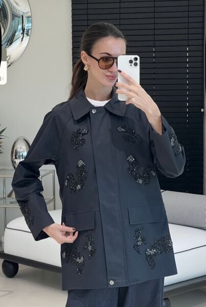 Muadil İşlemeli Trençkot