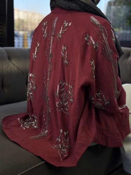 Yeni işlemeli kimono bordo