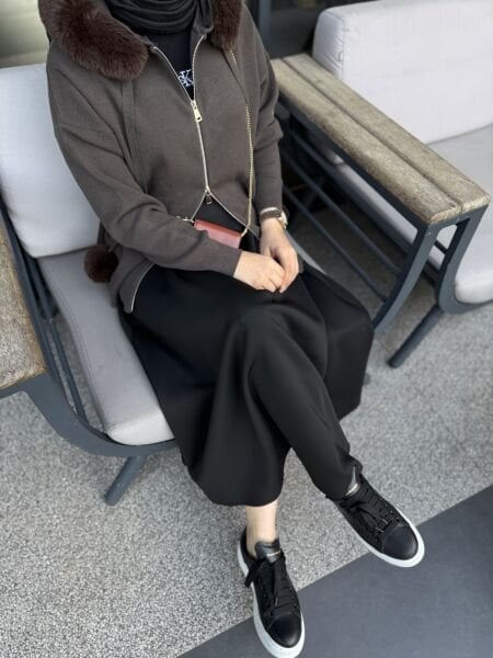 Kürk ponponlu hırka KAHVE