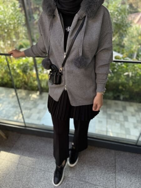 Kürk ponponlu hırka GRİ