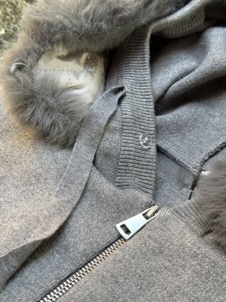 Kürk ponponlu hırka GRİ