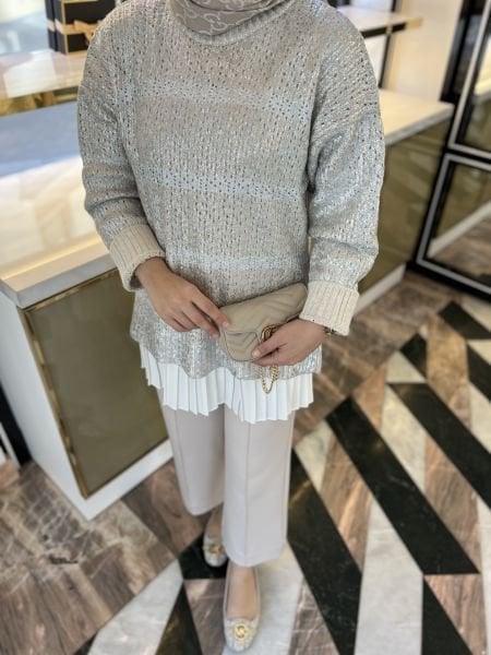 KREM IŞILTILI KAZAK