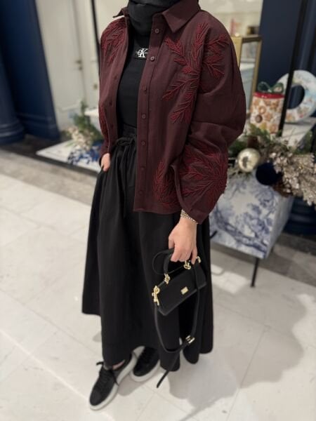 Nakış işlemeli gömlek bordo