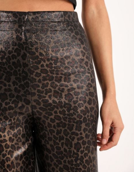 Varak detaylı leopar pantolon