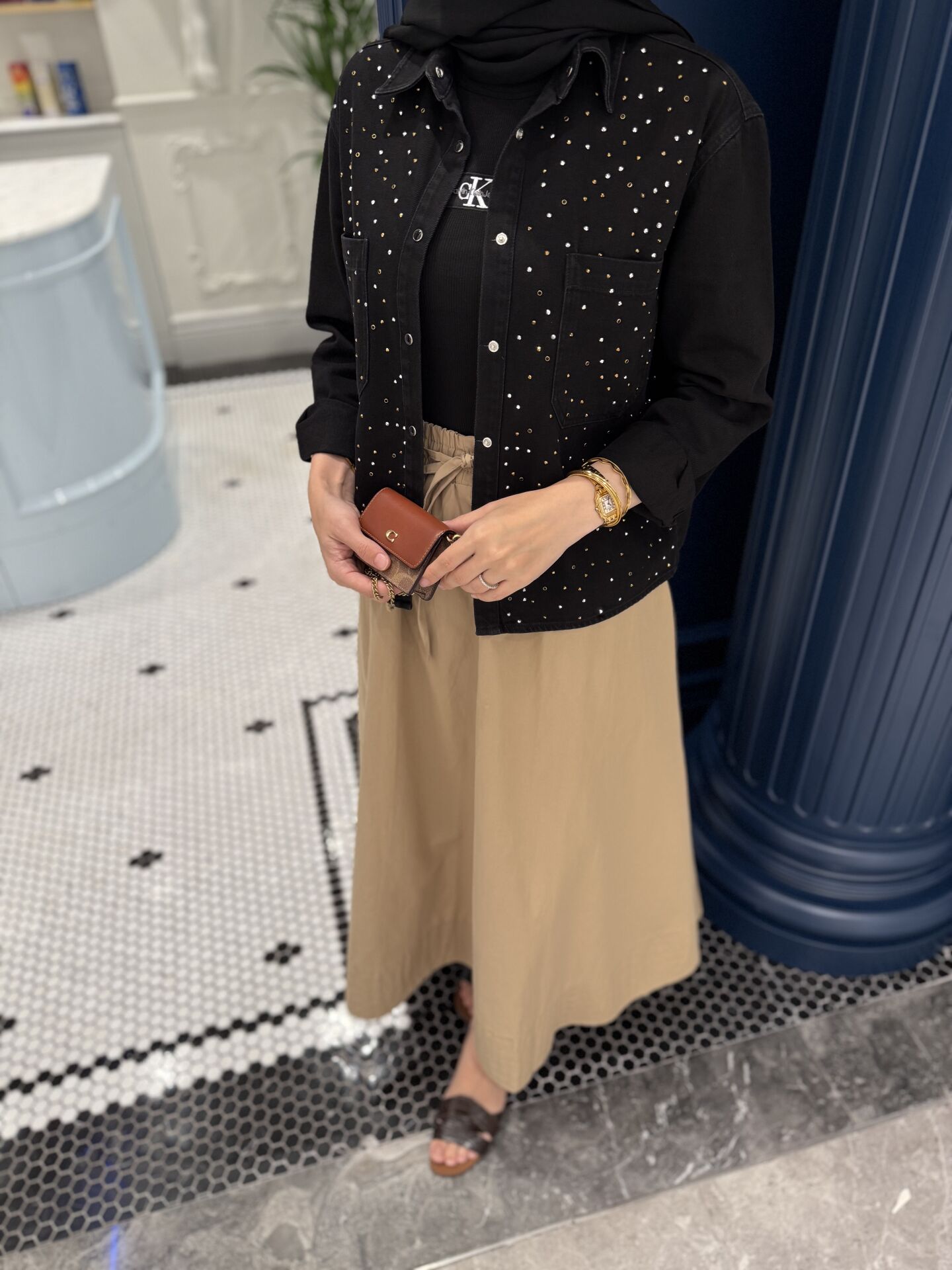 Taşlı ithal ince gömlek siyah