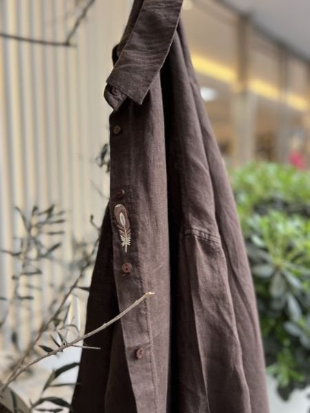 NAKIŞ DETAYLI KETEN GÖMLEK