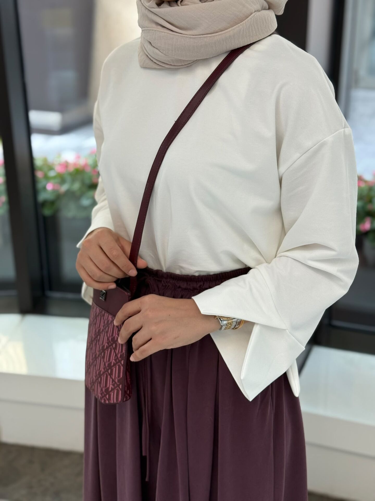 Kol detaylı tunik beyaz