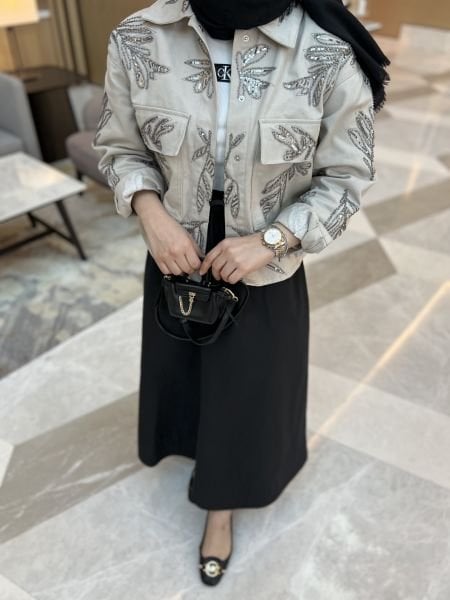 İthal işlemeli ceket bej