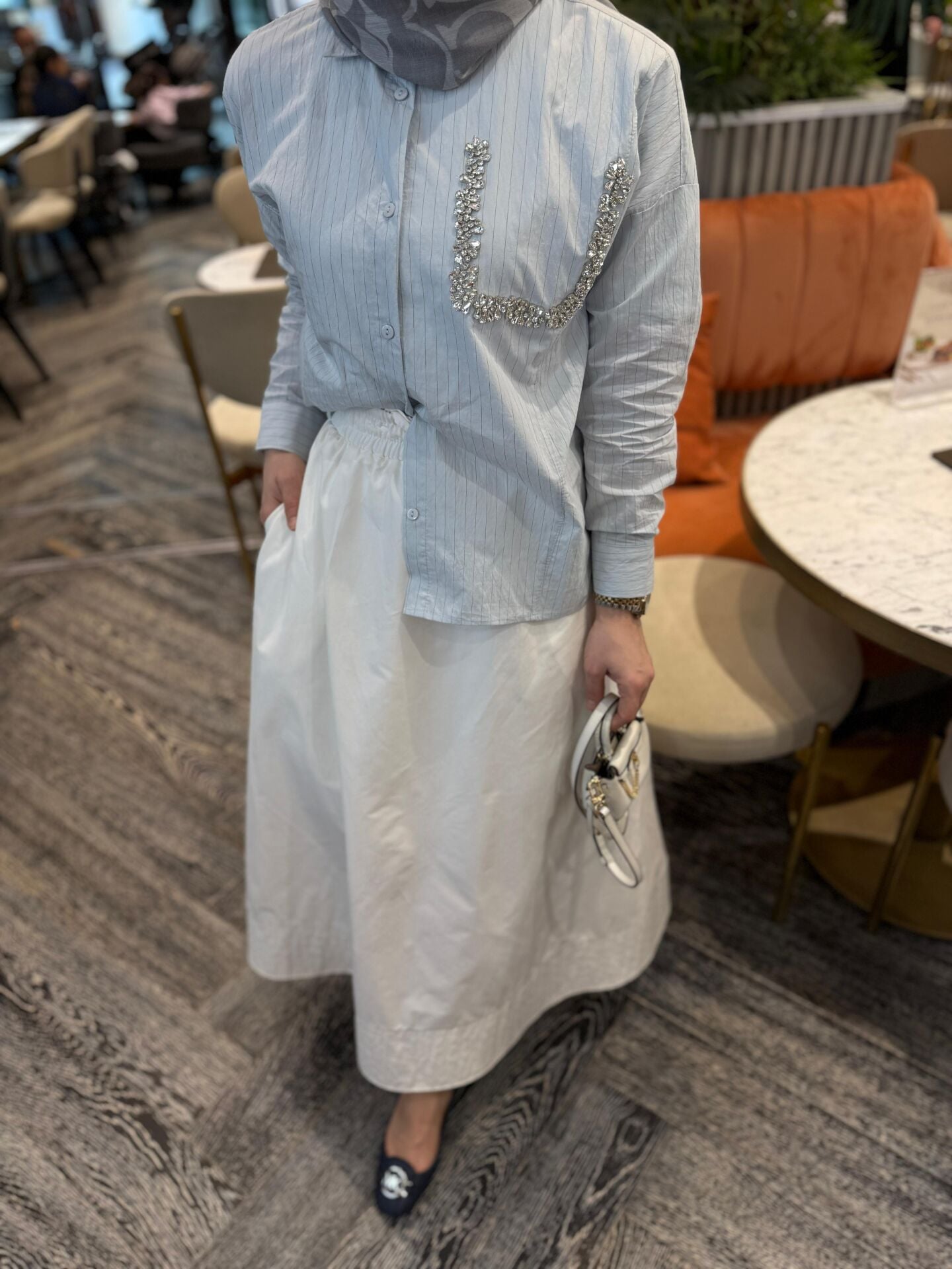 Taşlı gömlek mavi