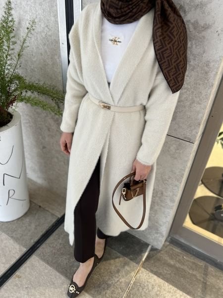 Angora Hırka Taş