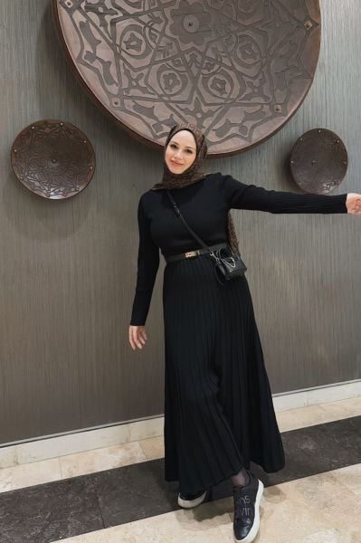 Triko Elbise SİYAH