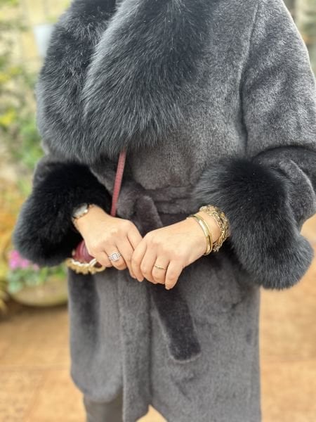 Angora kürklü kaban