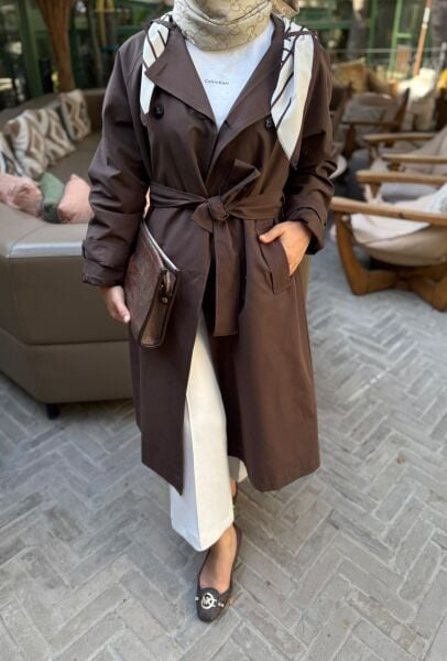 Fular Detaylı Trençkot