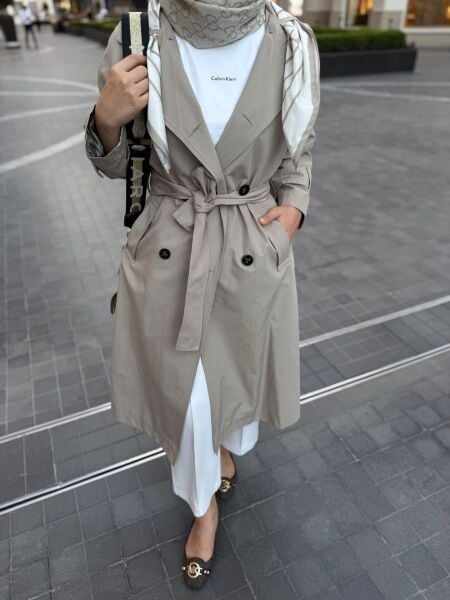 Fular Detaylı Trençkot