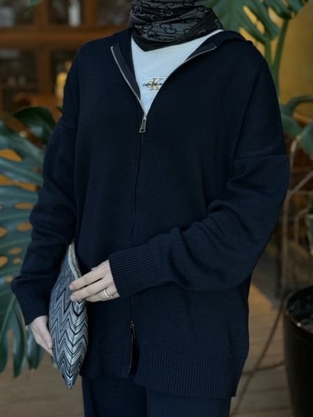 Çelik örme lacivert takım