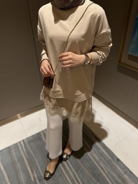Dantel detaylı Sweatshirt Camel