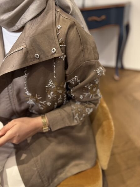 Eliza İşlemeli Büzgülü Kap Camel