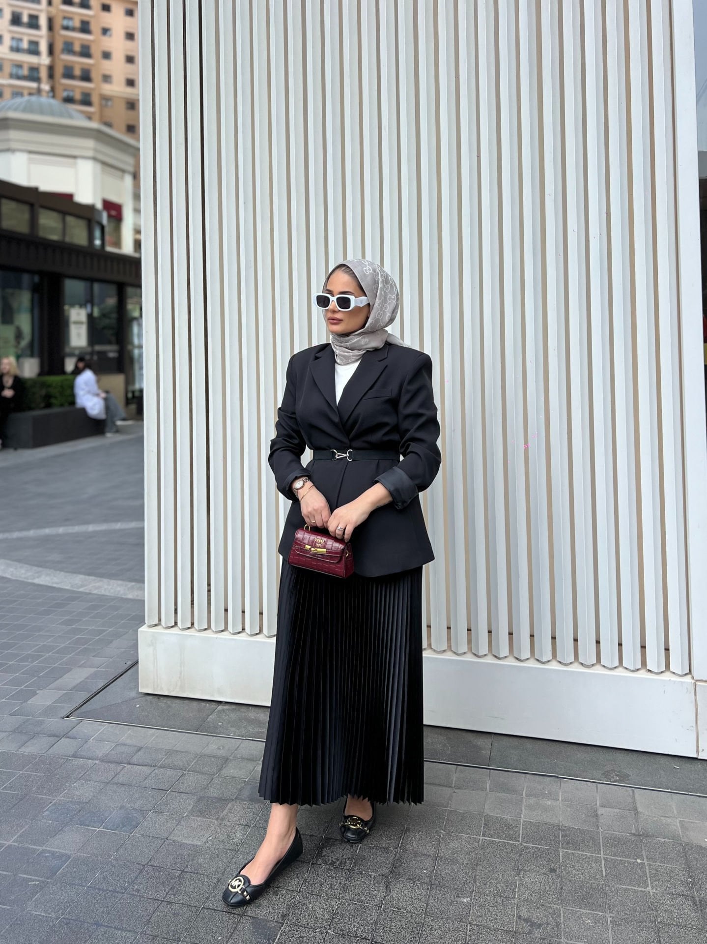 PİLİLİ ETEK SİYAH