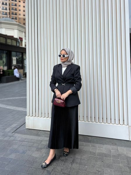 PİLİLİ ETEK SİYAH