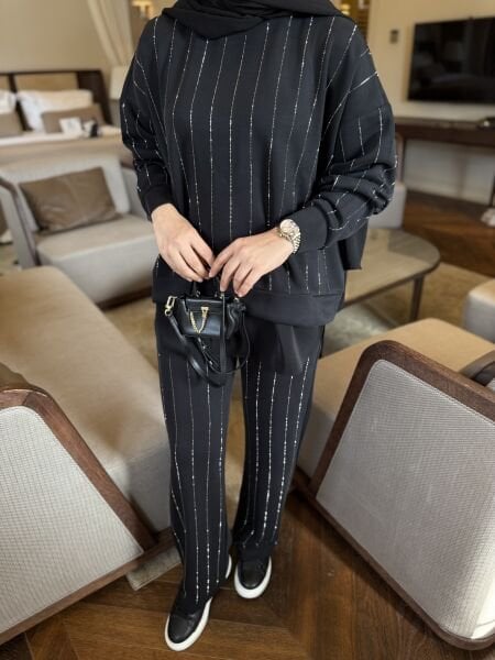 Taşlı Takım Siyah