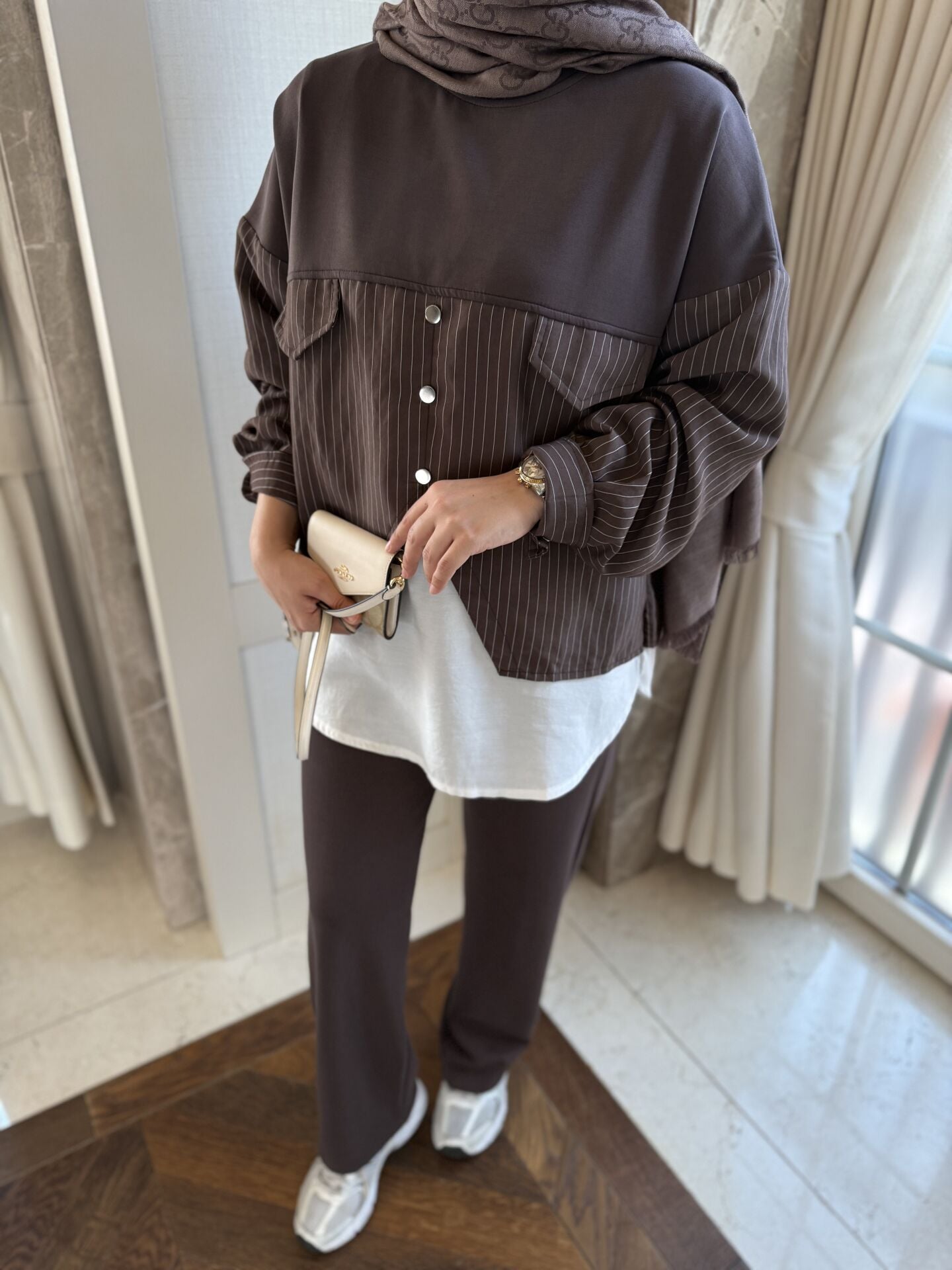 Gömlek Detaylı Eşofman Takımı Kahverengi